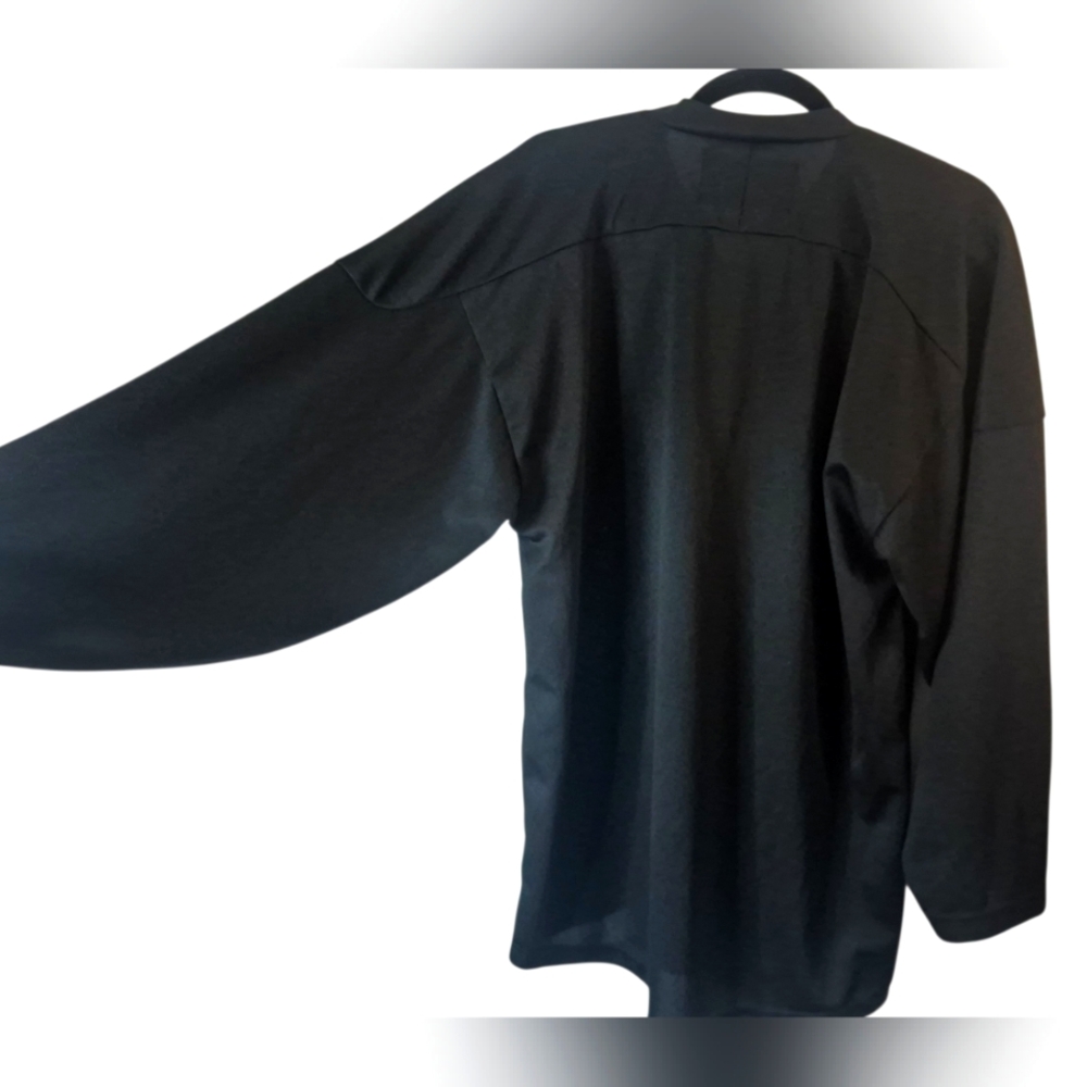 Sporty Black FLOW Hockey Jersey - Size S